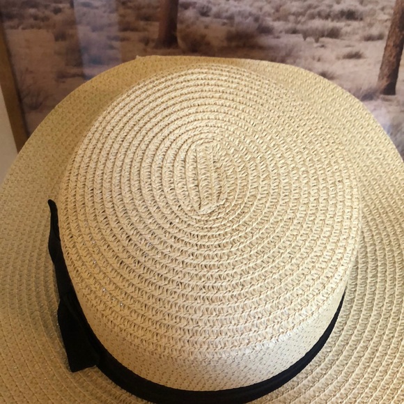 Pretty Little Thing Straw Summer Hat - Picture 3 of 8